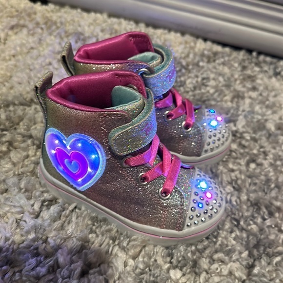 Sketchers glitter light up twinkle toes size 5 - Picture 1 of 10